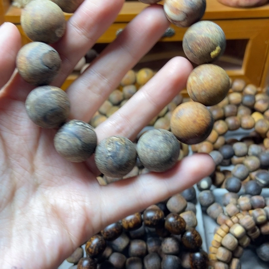 贡木1.8规格贡木瑕疵