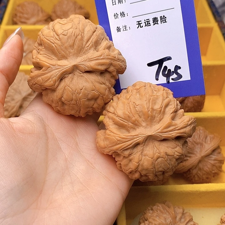 初***澈文玩核桃把件文玩核桃龙鼎45