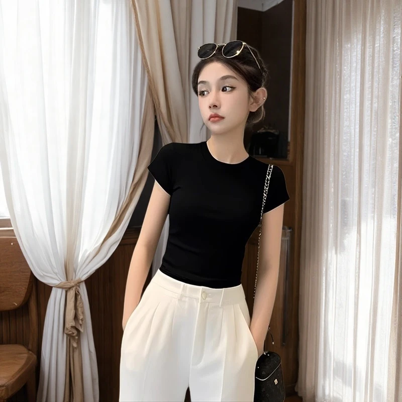 VOCKOO超火时髦圆领黑色设计感修身T恤减龄百搭夏季潮流精品高品