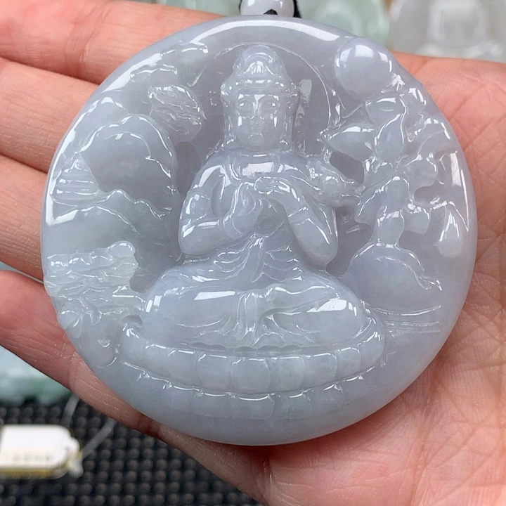 颈饰未镶嵌翡翠大日如来