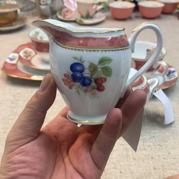 金瓷阁家的美丽瓷器