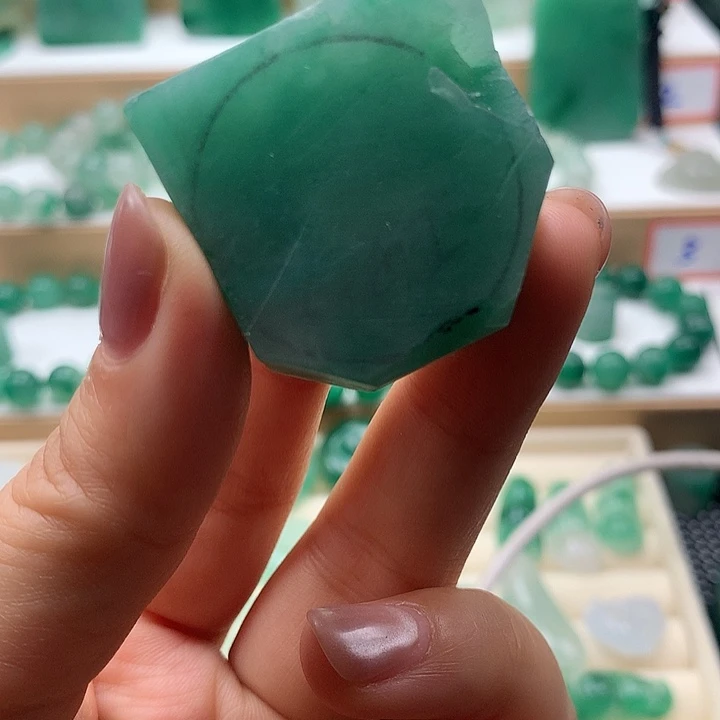 石英质玉石未镶嵌