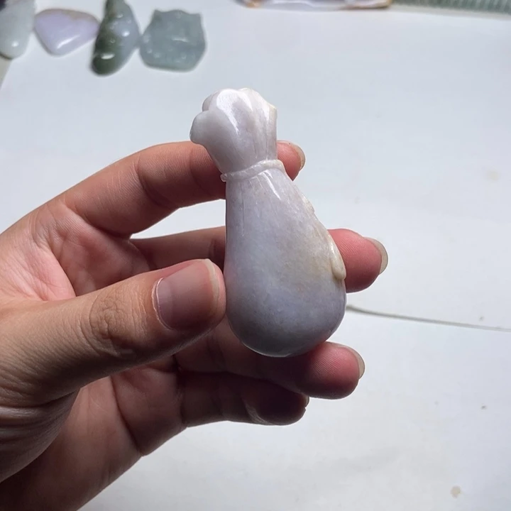 颈饰未镶嵌翡翠钱袋5