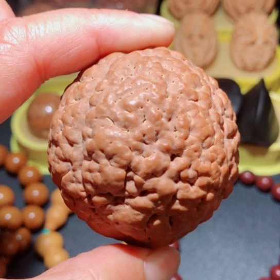 文玩核桃把件单只金刚菩提