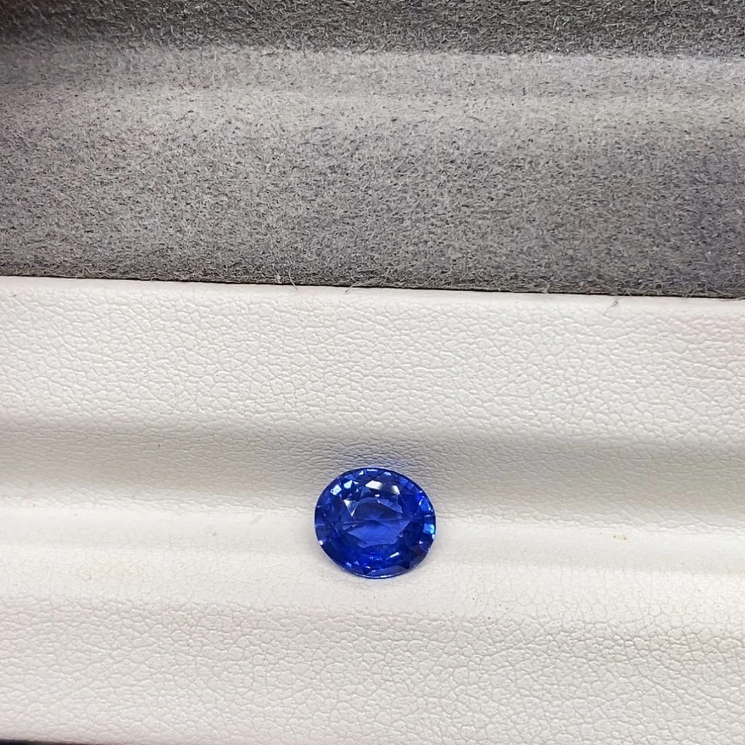 蓝宝石裸石1.75克拉天然矢车菊蓝宝石