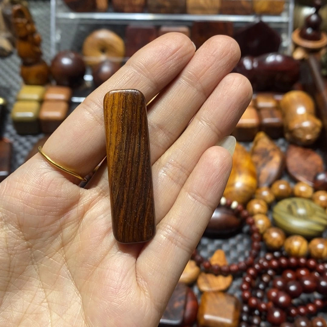 无***子黄花梨/降香黄檀木