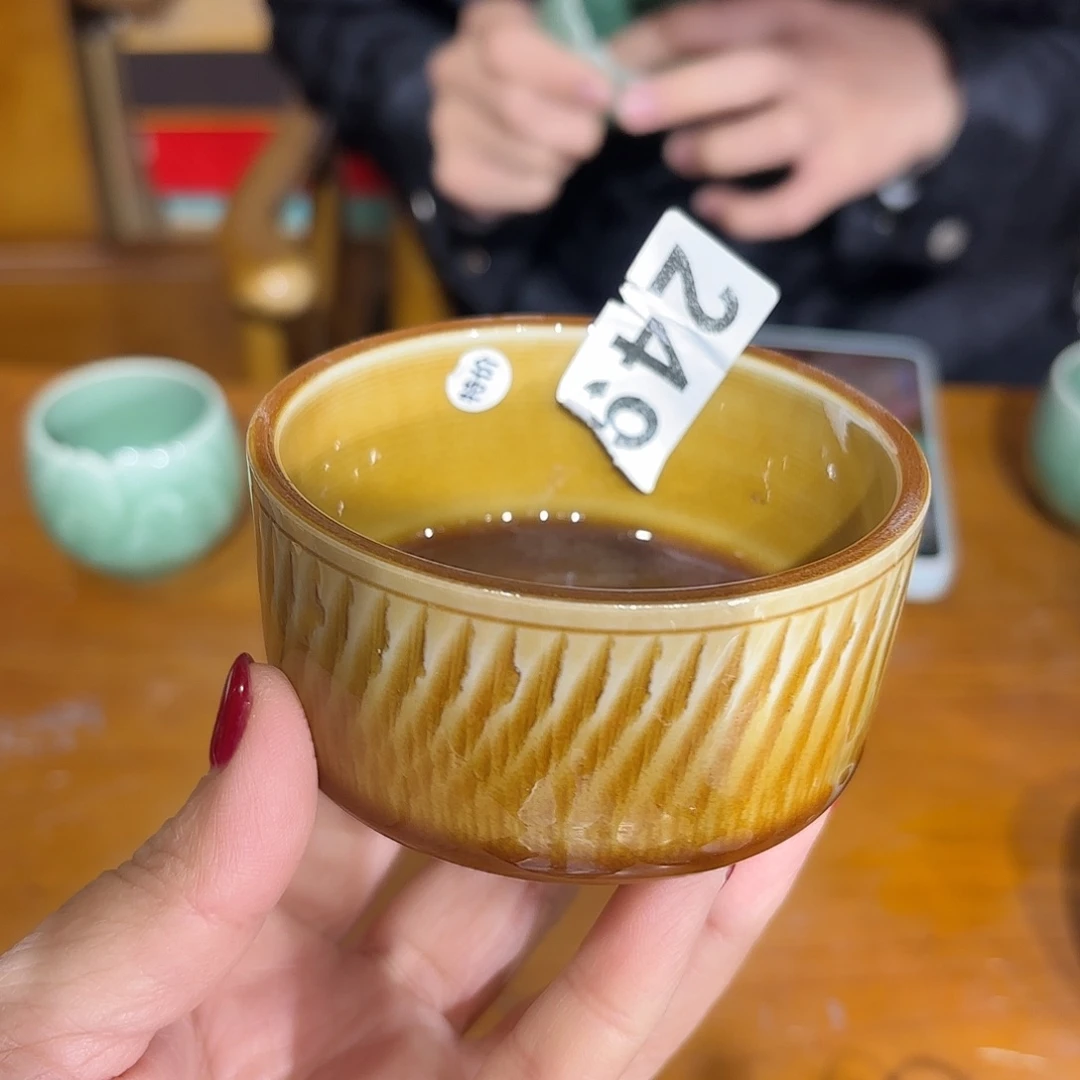 翘***记龙泉云间青瓷小米茶器