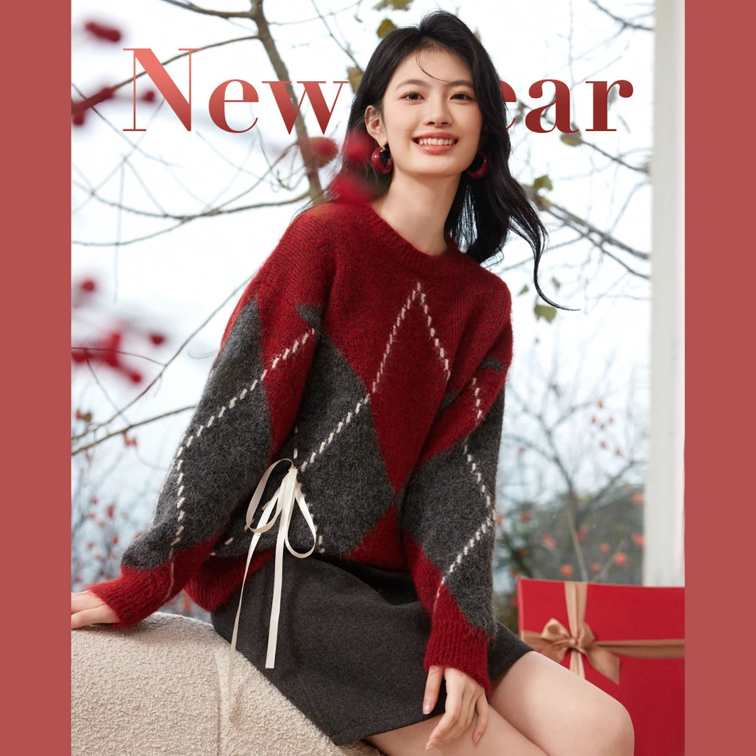 尚静高级灰撞色新年红毛衣2025春季新款温暖慵懒风飘带圆领针织衫