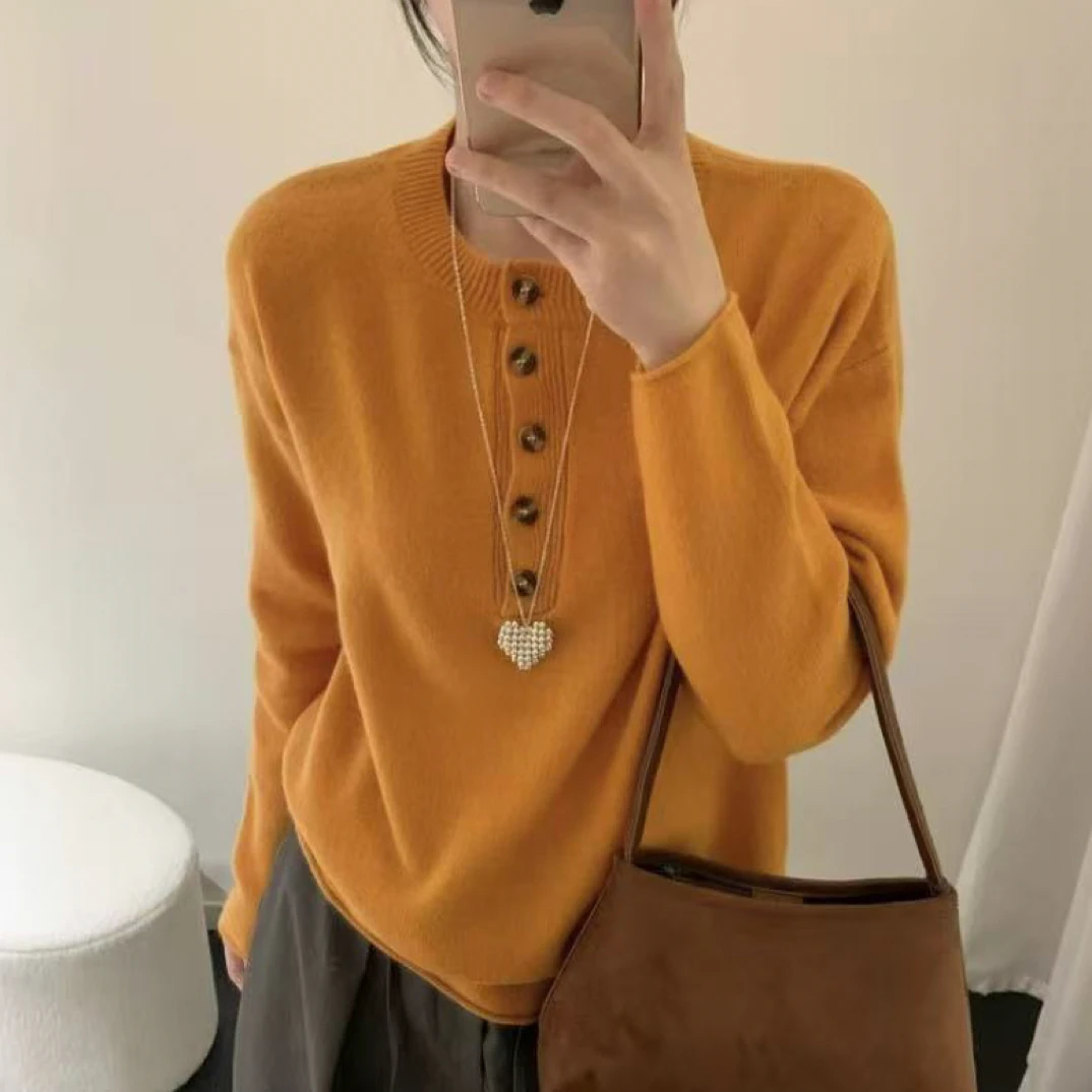 南瓜家扣子款毛衣