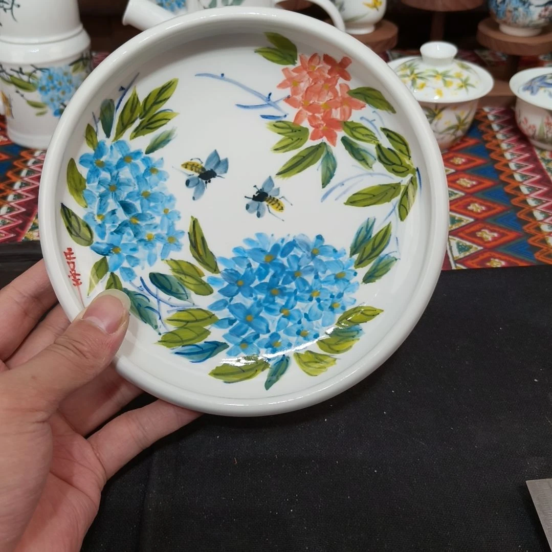 摆件景德镇手工手绘高温瓷器