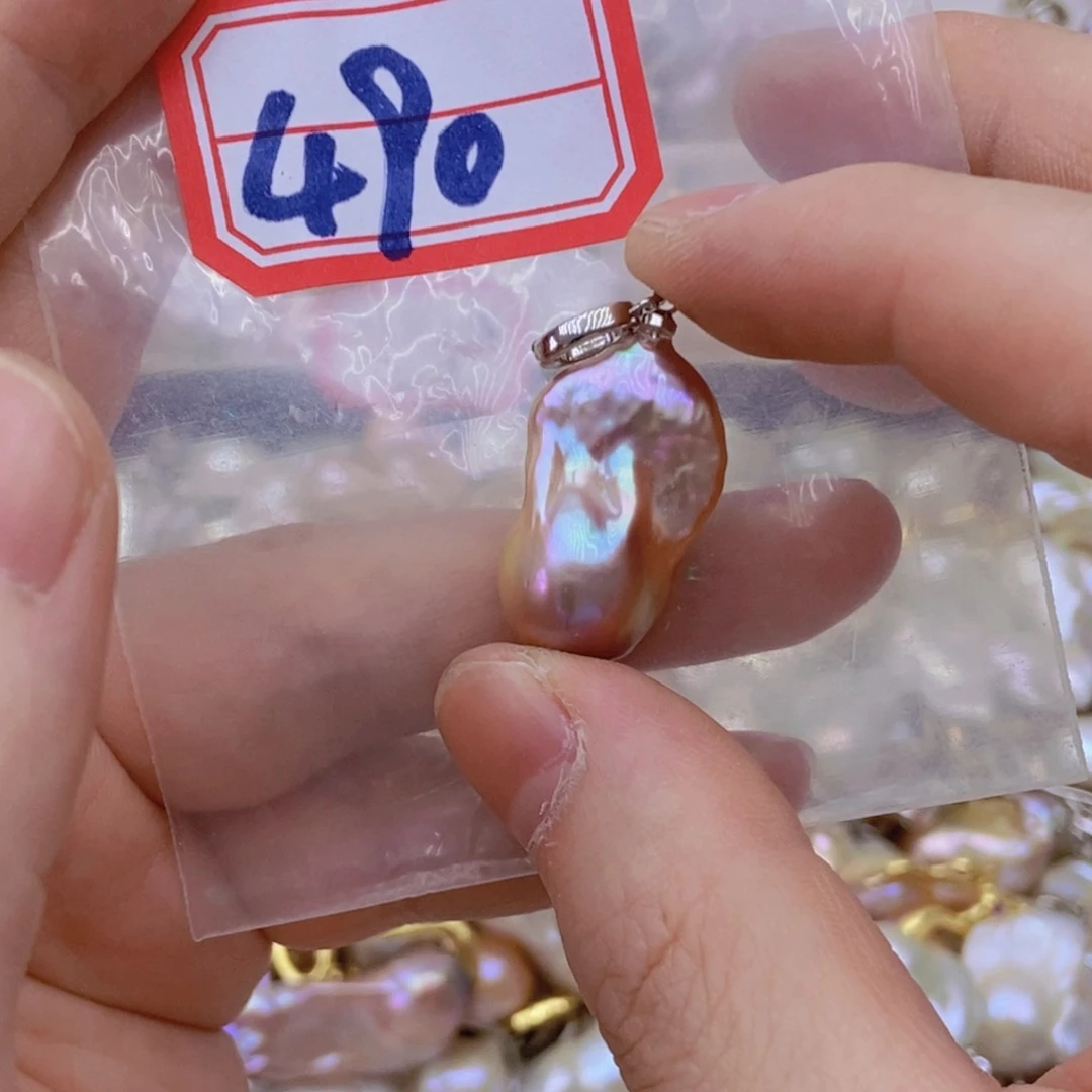 银S925镶嵌淡水珍珠吊坠