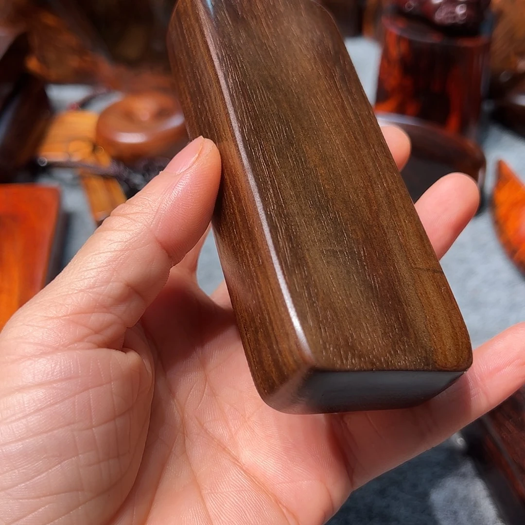 交趾黄檀（大红酸枝）金*果