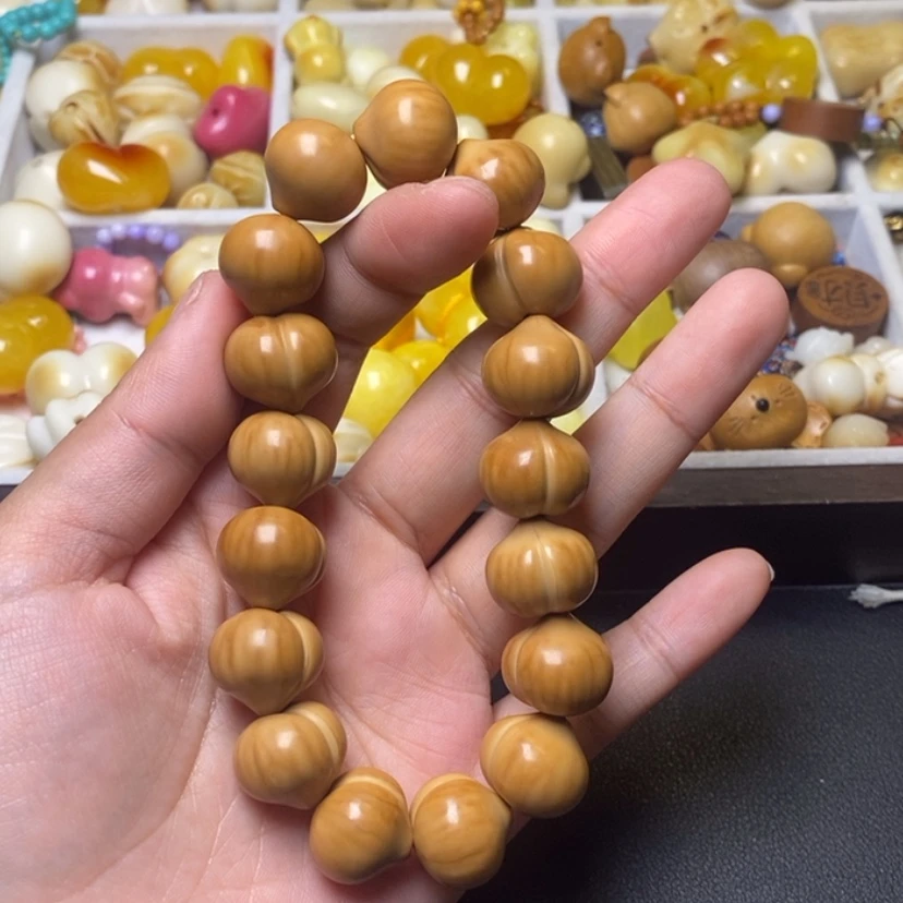 【闪购商品】吊坠猴头核桃?***生光面16