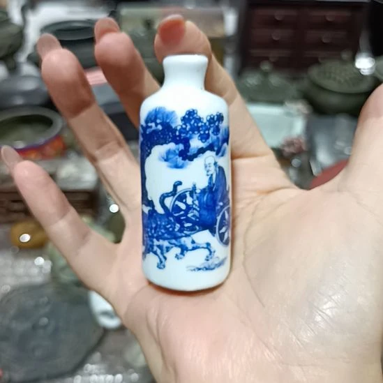 青花鼻烟壶一个全品