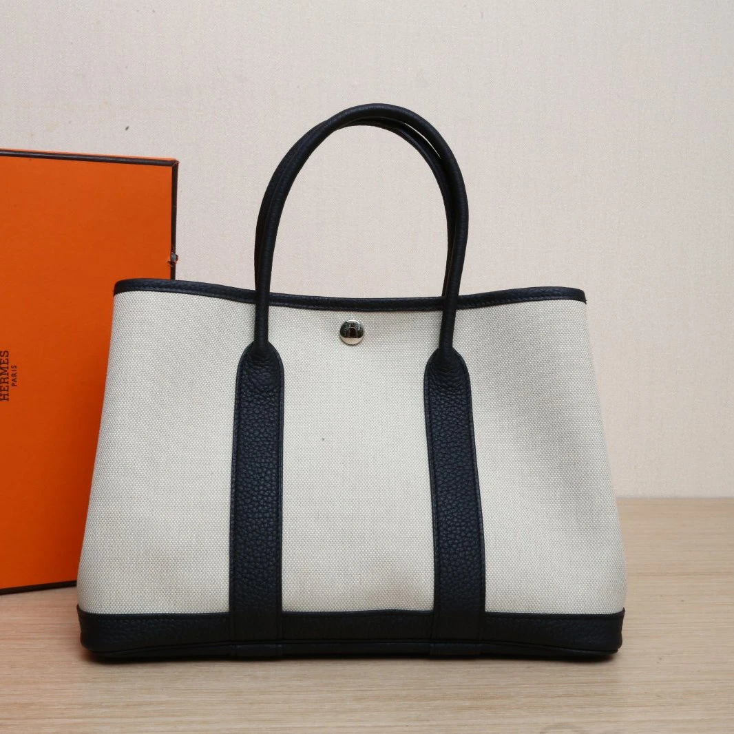 99新 Hermes/爱马仕 -320攀攀花园包 30 89黑色 NEGONA皮帆布 W刻