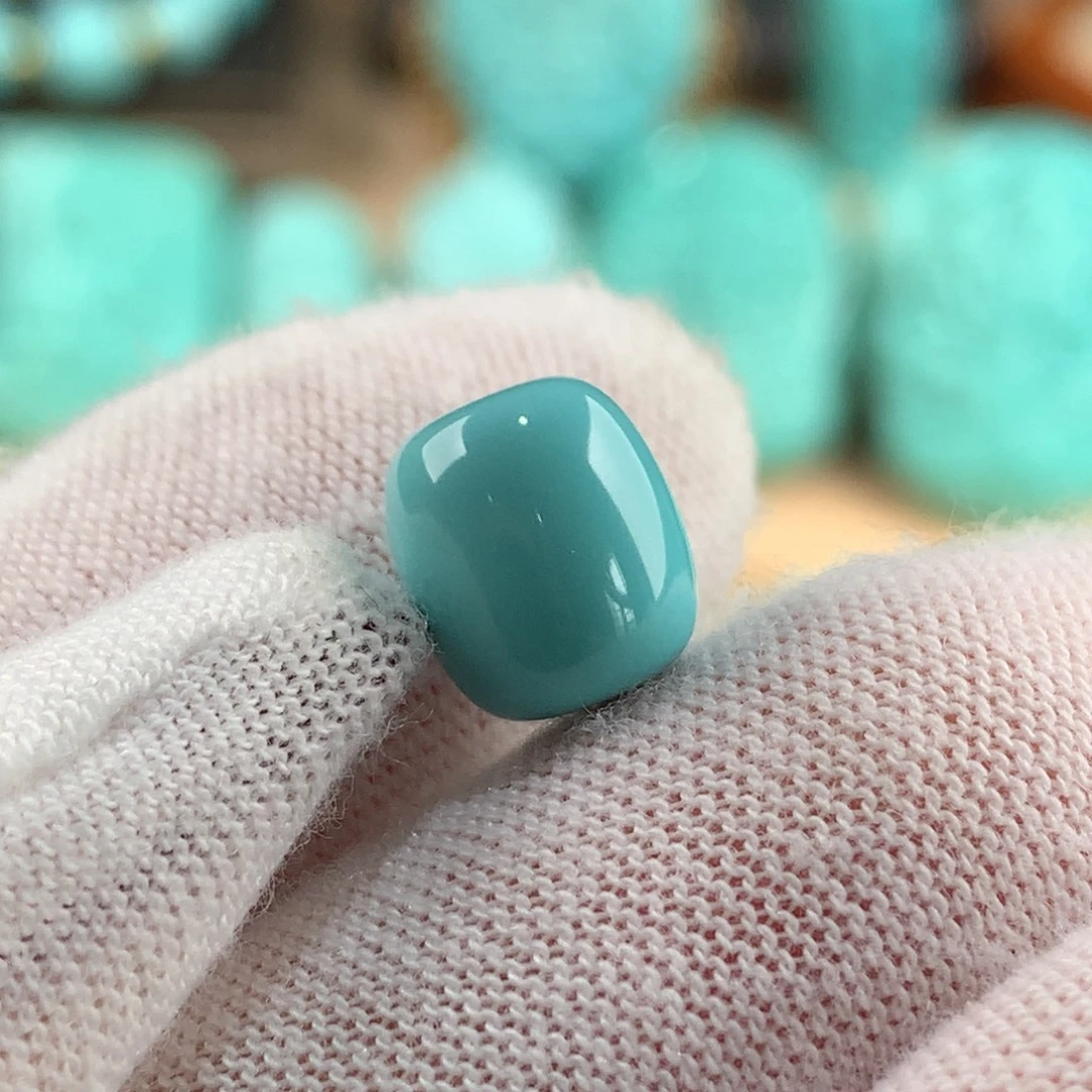 未镶嵌绿松石桶珠卡9