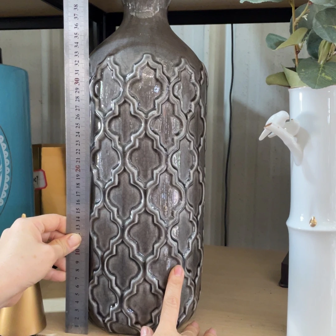 陶瓷花瓶，部分微瑕