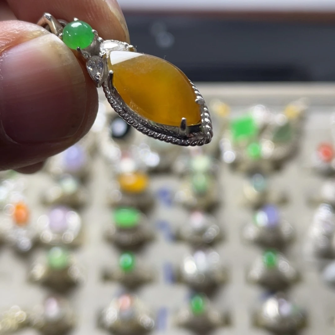 未镶嵌定制翡翠蛋面