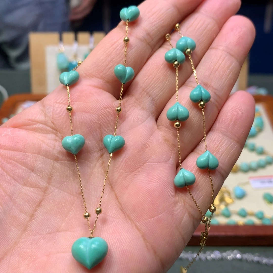 绿松石18K金镶嵌锁骨