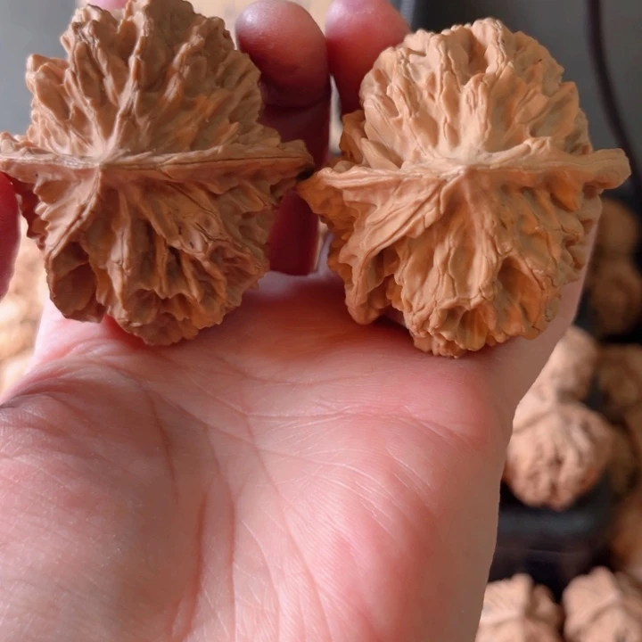 仁***爱吊坠文玩核桃文玩