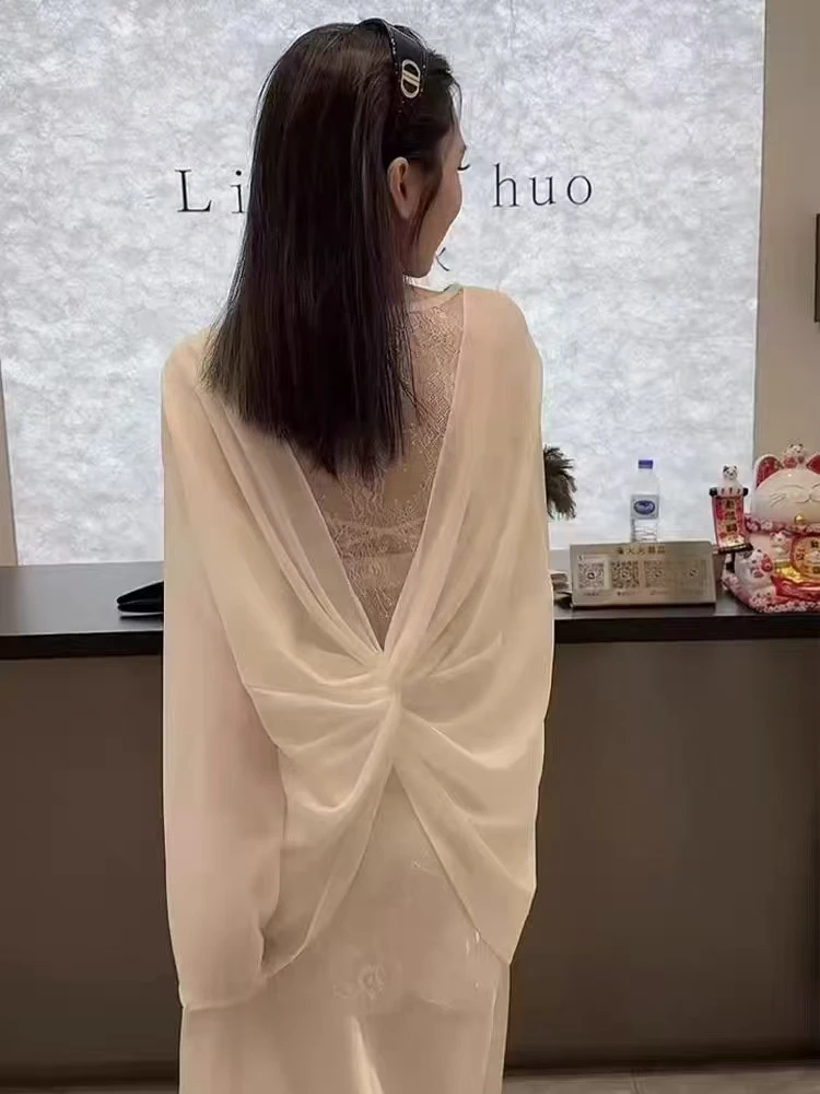 夏季新款蕾丝网纱拼接后背镂空防晒气质轻奢上衣松紧腰半身裙套装