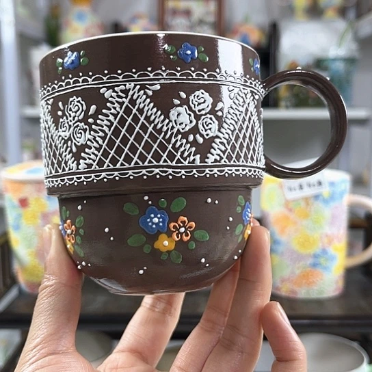 手绘高温釉下彩陶瓷