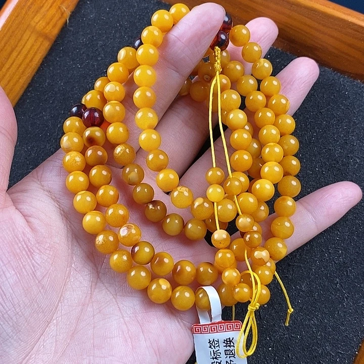蜜蜡未镶嵌珠宝奇石