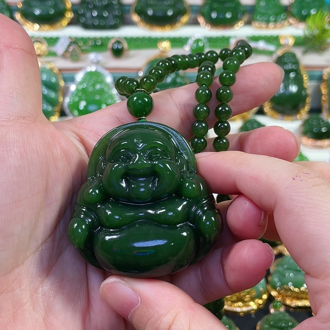 颈饰18K金镶嵌和田玉（碧玉）辣绿佛公50mm