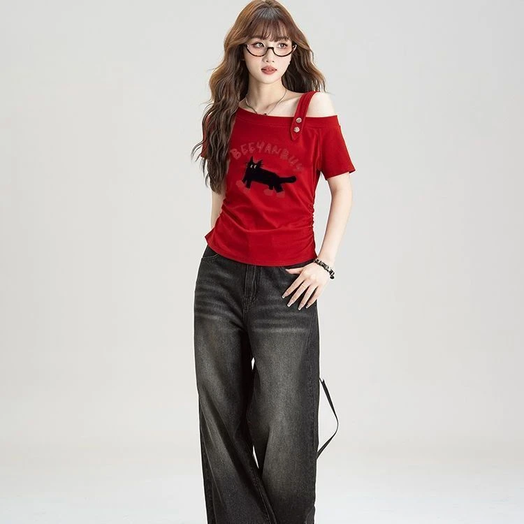 【AORSKK】夏季新款斜领纽扣吊带露肩短袖t恤女红色印花百搭上衣