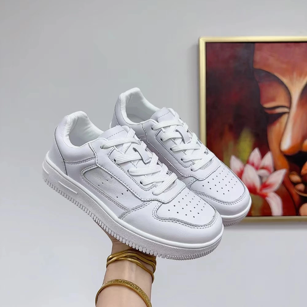 24006系带圆头舒适百搭休闲小白鞋仓