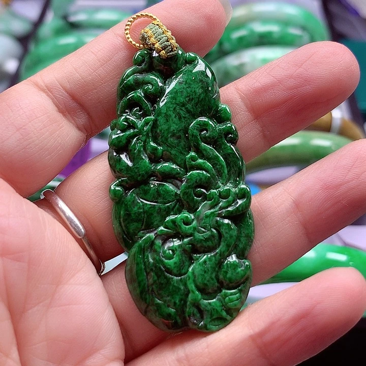 颈饰未镶嵌翡翠翡翠