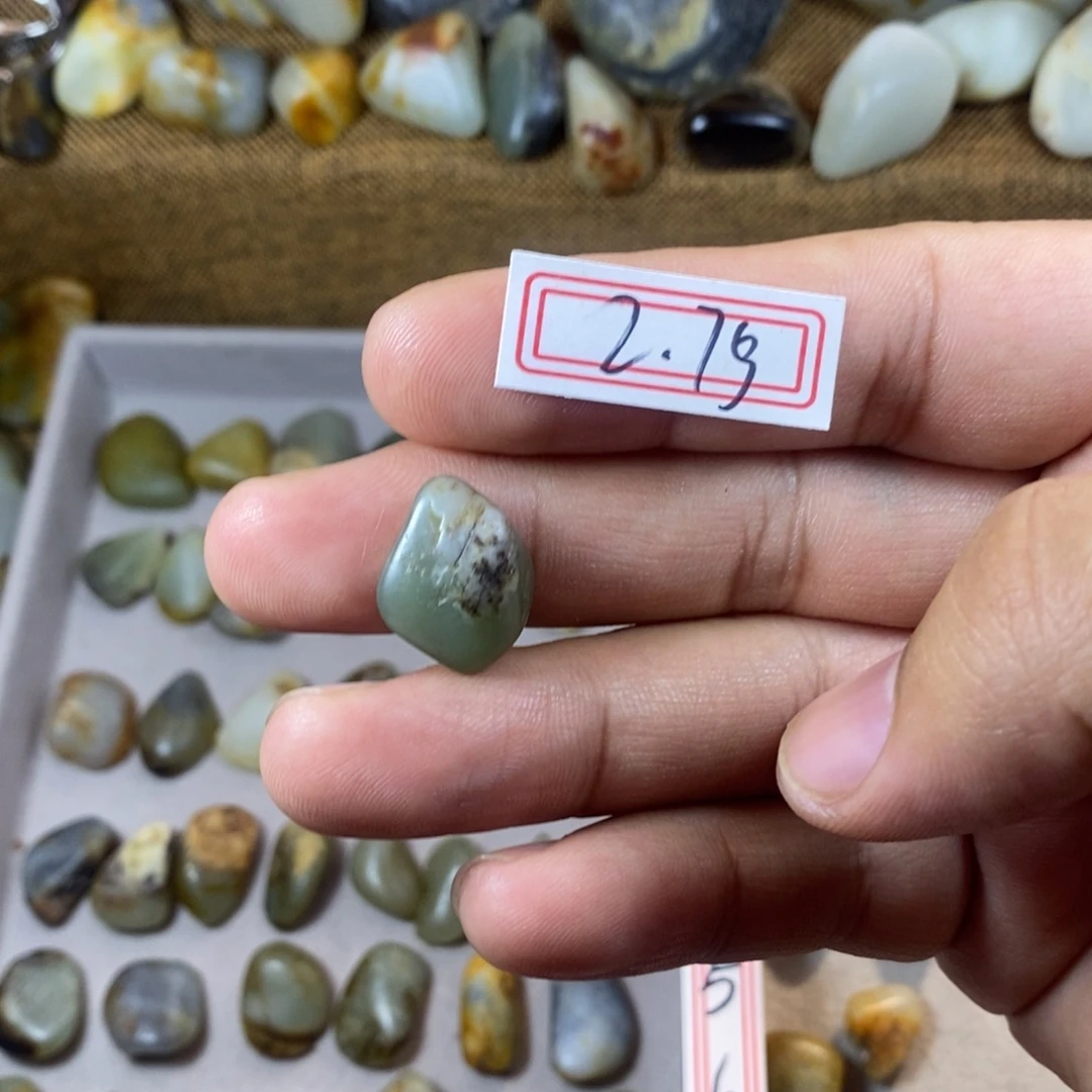 黄****和田玉（糖玉）未镶嵌挂件