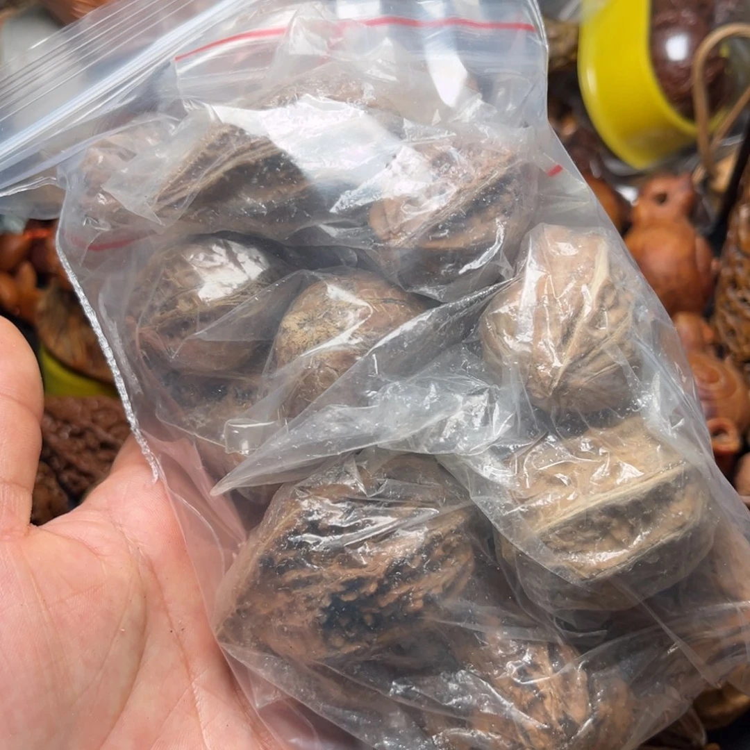 吊坠文玩核桃瑕疵练手55