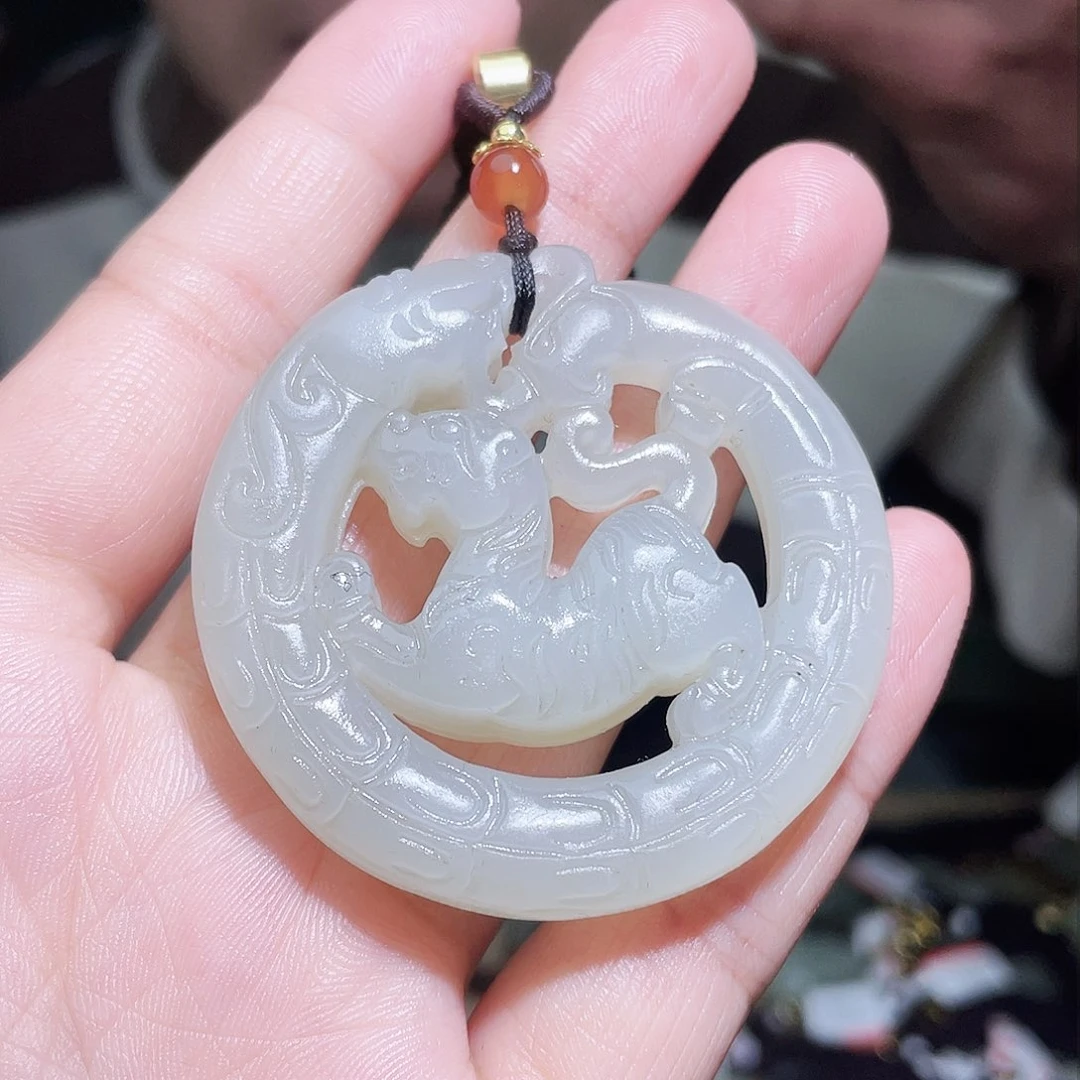 和田玉颈饰未镶嵌多样性