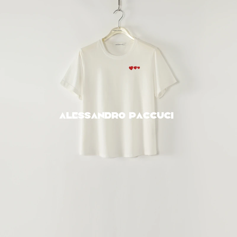 AP洛哥52053TT【恋心】亚麻+棉圆领正肩红色爱心刺绣时尚百搭T恤