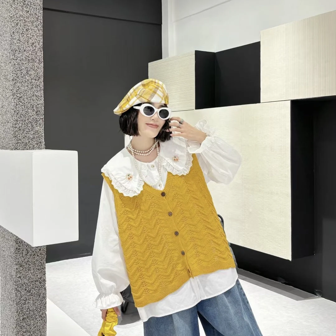 胖胖家*57883新款刺绣娃娃领拼接花边减龄衬衫