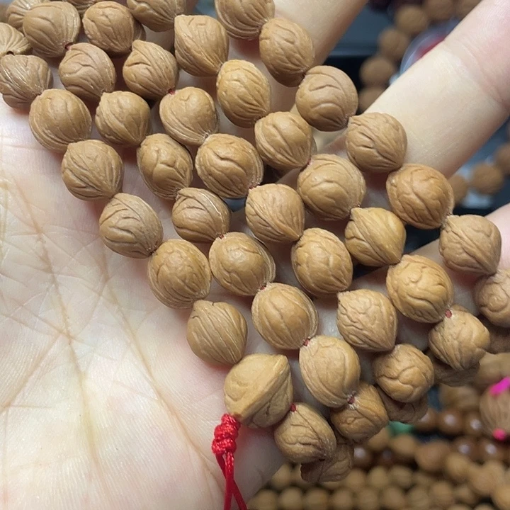 华***脚桃核把件小龙纹脖挂0.9尺寸108➕6颗