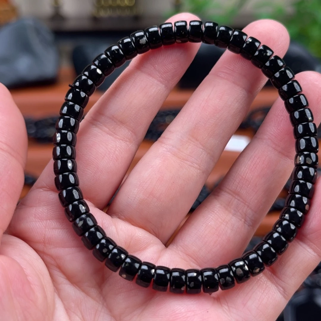 雷***行手链未镶嵌和田玉卡6药片