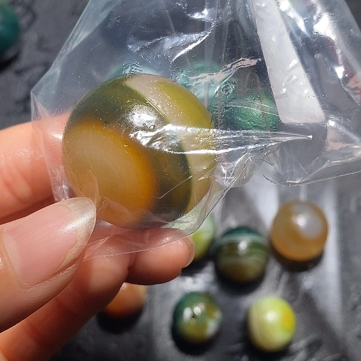 糖****玛瑙/玉髓颈饰合金