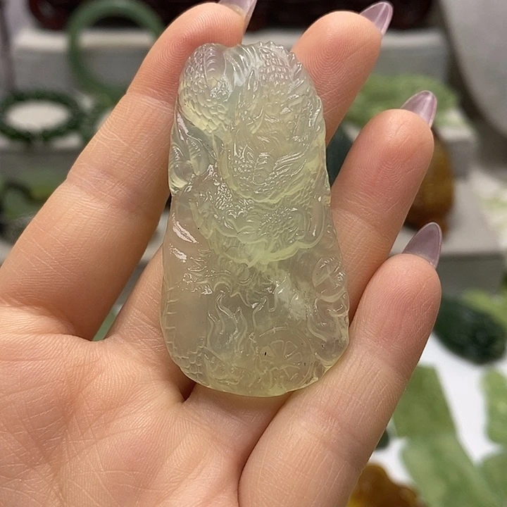 蛇纹石玉未镶嵌挂件