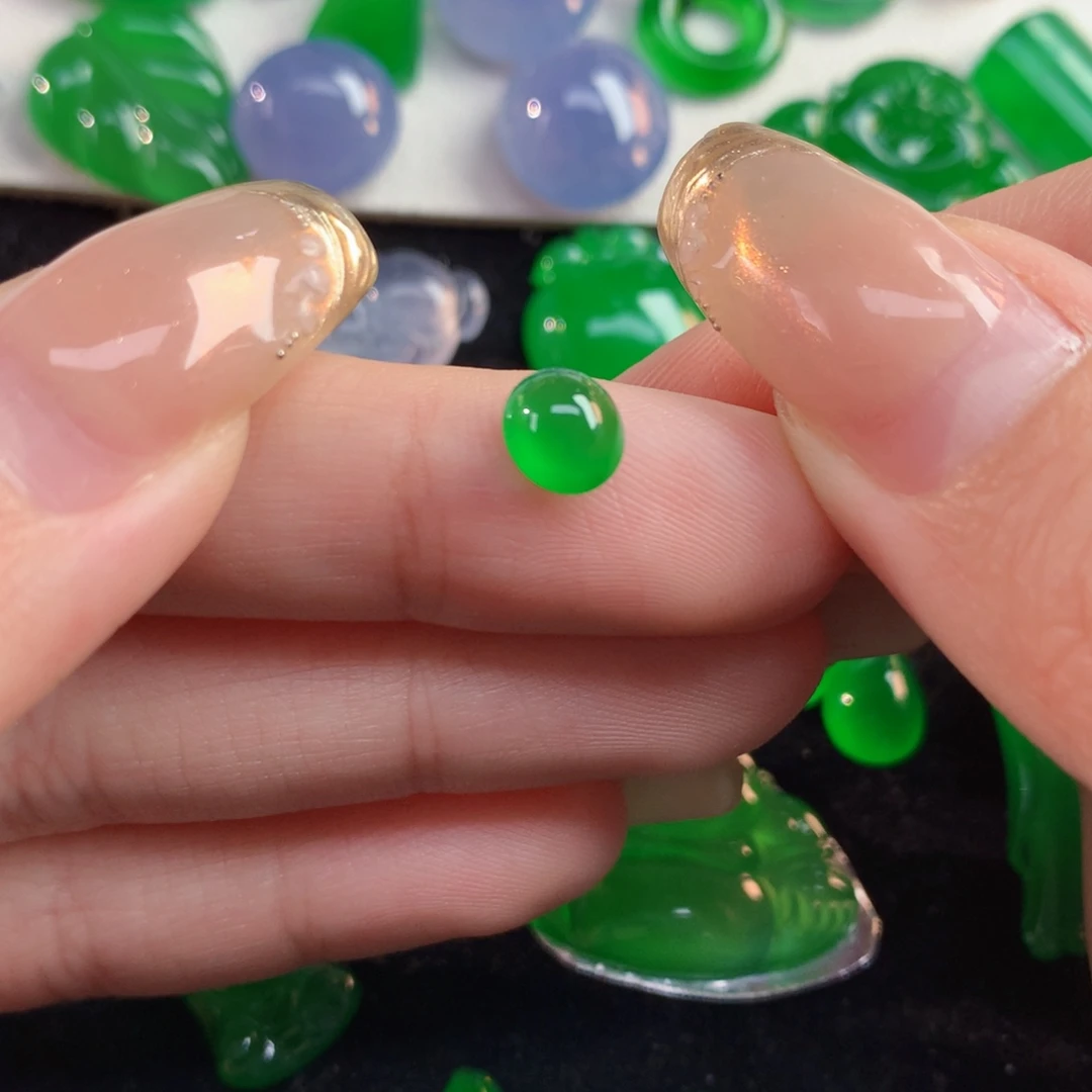 翡翠裸石6.4/5.8:3.70