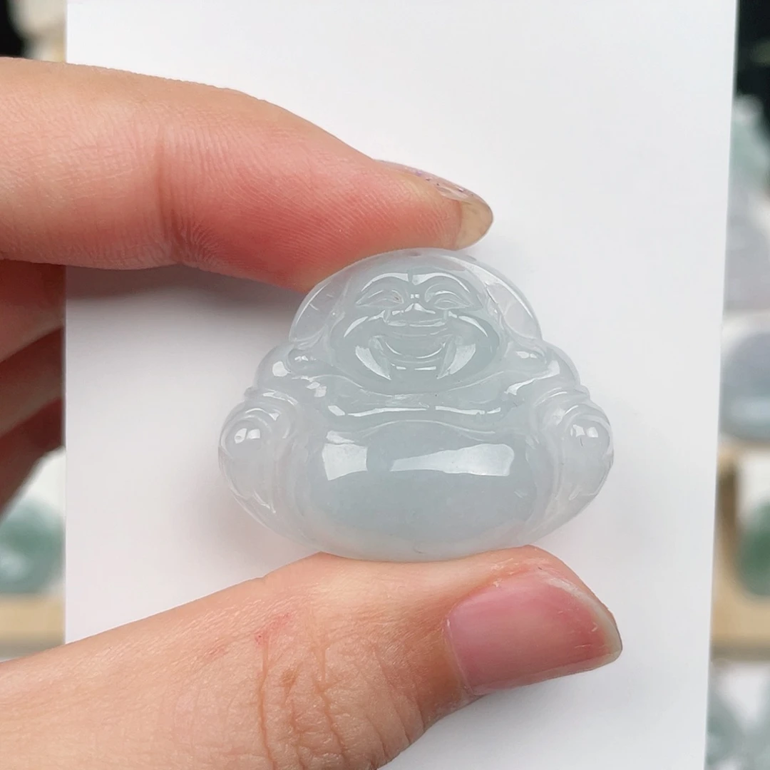翡翠未镶嵌颈饰佛公