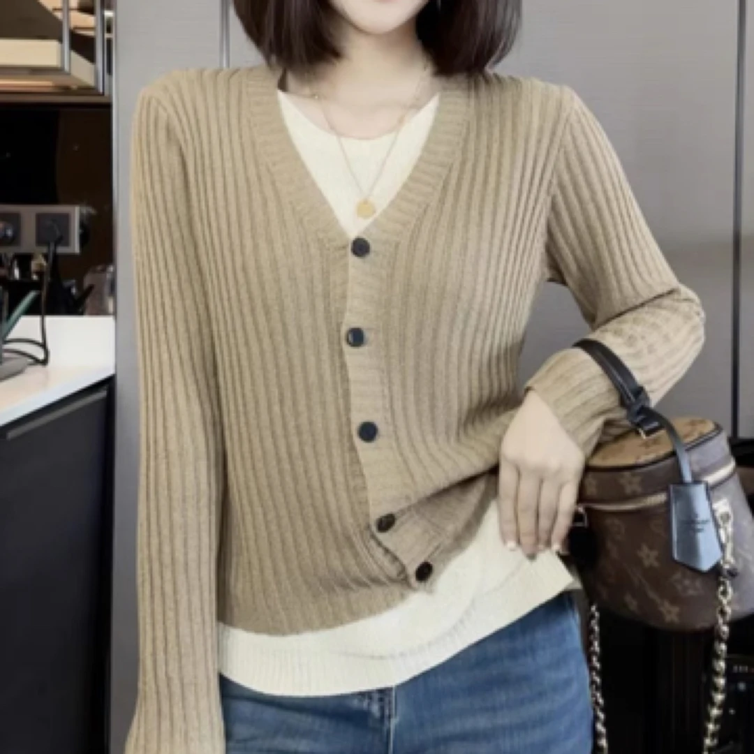 假两件针织衫女春秋新款设计感洋气休闲宽松显瘦长袖上衣