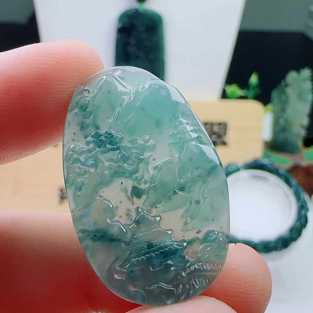 翡翠未镶嵌颈饰111111