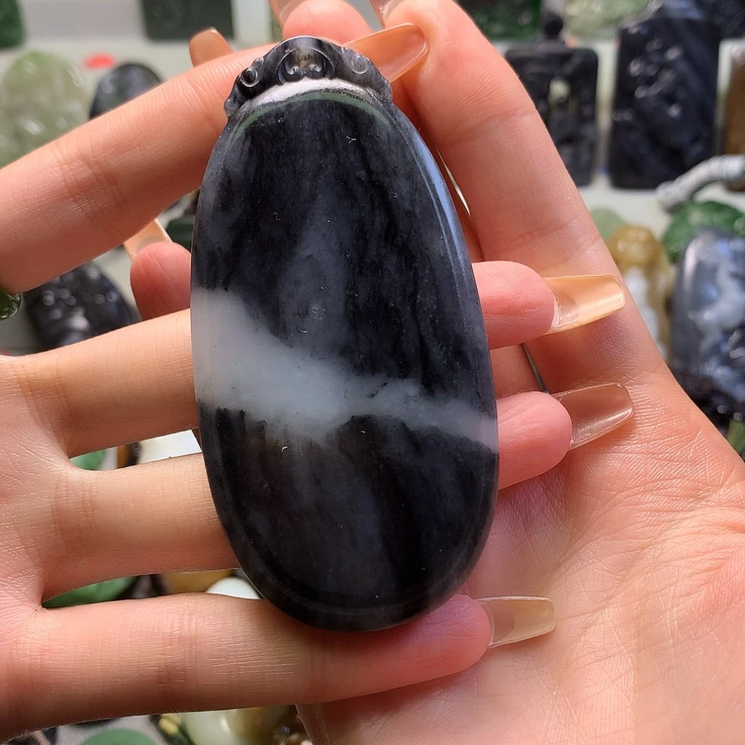 未镶嵌和田玉挂件H***?