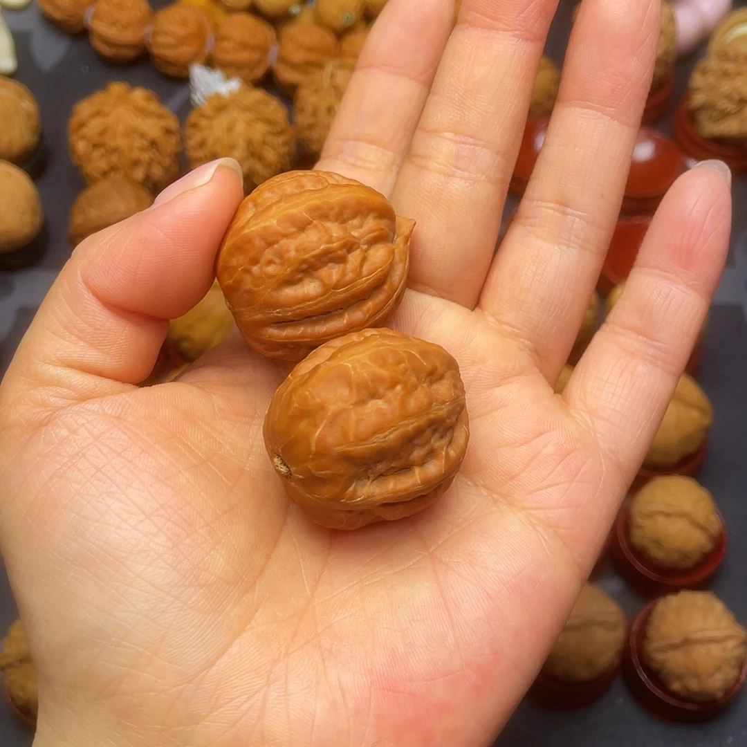 梅***子文玩核桃把件水晶蟾