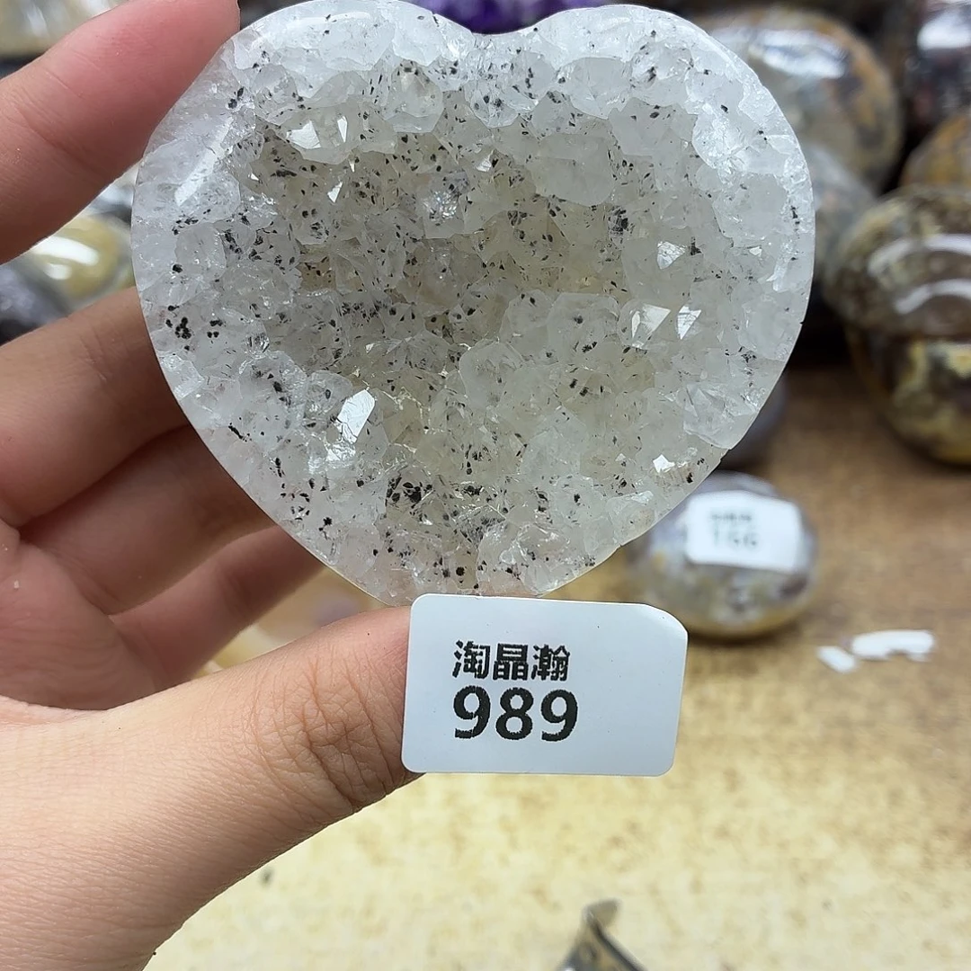未镶嵌水晶大型摆件（非配饰）