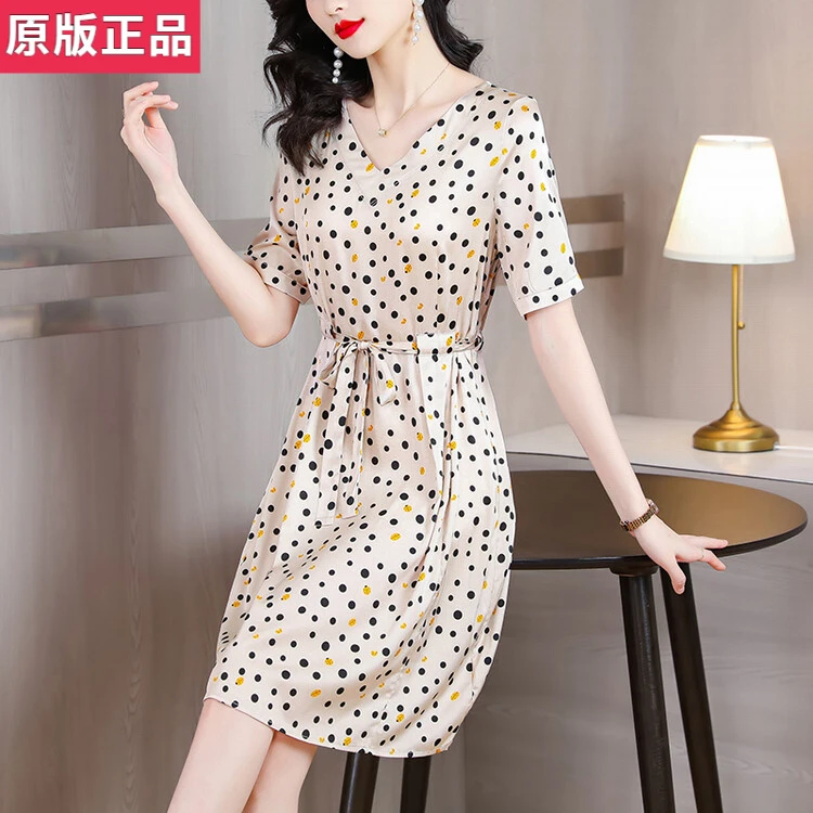 杭州大牌真丝连衣裙女夏季名牌小个子轻奢中年妈妈收腰桑蚕丝裙子