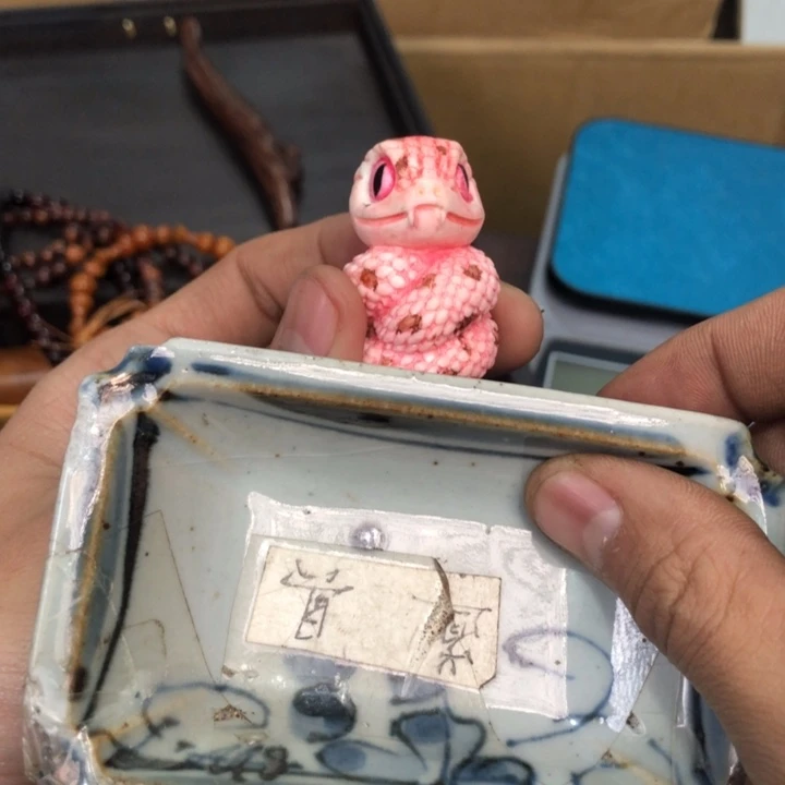 陶瓷孤品单件车里拍