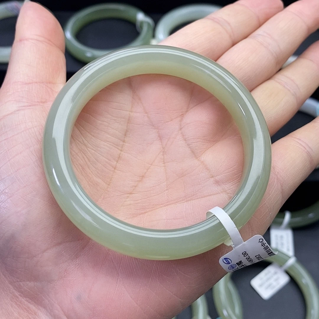 和田玉未镶嵌手镯56.57